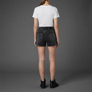 Shorts en jean personnalisés avec logo en strass, shorts en jean noirs à taille haute pour femmes, ornés de cristaux, style Y2K, streetwear - Product Image 4