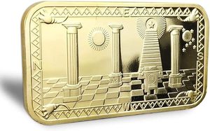 Pièce de monnaie maçonnique rectangulaire plaquée or .999 Fine avec motif des Piliers Foi Espoir Amitié, objet de collection artistique - Product Image 3