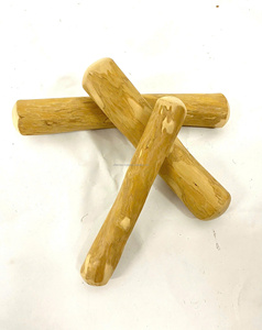 Bâton à mâcher pour chien en bois de café écologique, jouet naturel résistant pour animaux de compagnie, fabriqué avec soin au Vietnam - Product Image 1