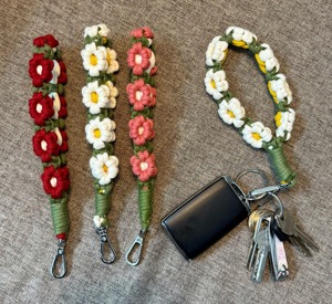 Flower Design Macrame Keychain Decorative Object For Bags Keys Car Key Organizer And Gift Purpose Key Accessory From India - Product Image 6