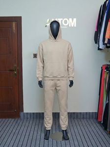 Nouvel ensemble de survêtement design 2026 de haute qualité avec sweat à capuche et veste pour la gym ou la course à pied - Product Image 2