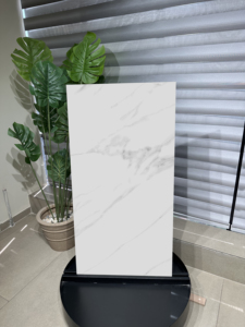 Carrelage en porcelaine blanche vitrifiée Aedea - Product Image 2