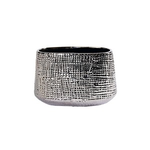 Jarrón de Metal Hecho a Mano para Mesa, Diseño Industrial, Decoración para el Hogar, Acabado Plateado, Superficie Texturizada - Product Image 3