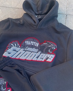 Ensemble sweat à capuche et short en coton épais personnalisé, broderie éponge de haute qualité, patch en chenille - Product Image 2
