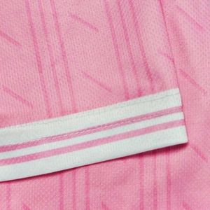 Maillot de football court respirant personnalisé OEM/ODM avec logo et numéro d'équipe, imprimé par sublimation, 100 % polyester, pour adulte, pour tournoi - Product Image 4