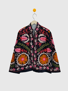 Veste en velours à col mandarin brodée à la main avec des motifs floraux, manches longues, style bohème chic, vêtements d'automne pour femmes, taille plus - Product Image 1