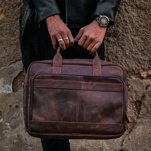 Hot Sale Fashion <b>Leather</b> <b>Laptop</b> <b>Bag</b> Made In High Quality Lightweight High Quality Large Capacity <b>Leather</b> <b>Laptop</b> <b>Bag</b> For Unisex - Product Image 3