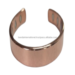 Bracelet en cuivre pur, magnifique, finition polie, pour femmes, bijou de mode en métal et article cadeau. - Product Image 1