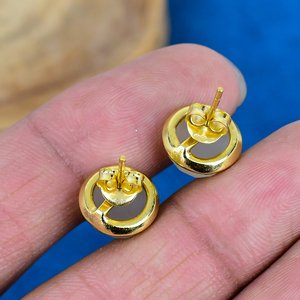 Natural White Monalisa Quartz Round Shape Gemstone <b>Stud</b> Earring 18k Gold Micron Over 925 Sterling <b>Silver</b> - Product Image 4