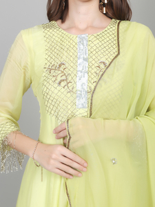 Ensemble de robe Anarkali 3 pièces pour femme, style décontracté, avec broderie Dana, collection ethnique Western Wear, choix intelligent. - Product Image 6