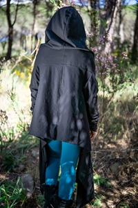 Cárdigan con Capucha Estilo Boho Hada, Capa Asimétrica, Ropa para Festivales, Chaqueta Estilo Élfico, Estilo Bruja, Prenda Exterior Ligera - Product Image 2