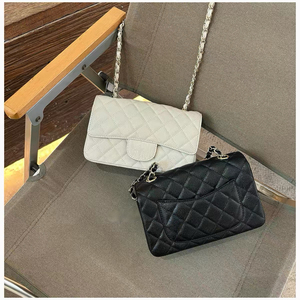 Lady White <b>Quilted</b> Genuine Leather Diamond Lattice ZIP Closure <b>Single</b> Strap Shoulder/Crossbody Handbag for Daily Travel - Product Image 4
