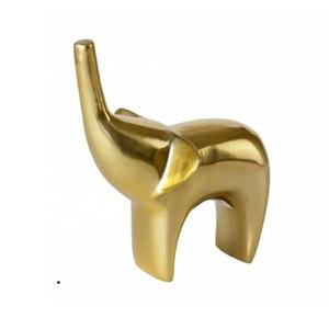 Escultura Decorativa de Aluminio Fundido a Mano de Lujo con Acabado Antiguo para Hogar, Oficina, Hotel e Interiores de Lujo - Product Image 3