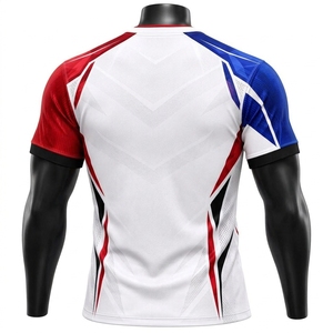 Maillot de football moderne conçu avec un tissu résistant, des coutures soignées et des panneaux respirants offrant un confort optimal pendant l'entraînement - Product Image 2