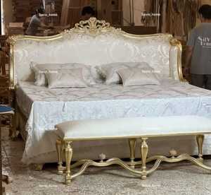 Ensemble de chambre à coucher traditionnel victorien King Size avec revêtement en tissu, ensemble de chambre à coucher sculpté à la main pour maison, villa, mariage - Product Image 4