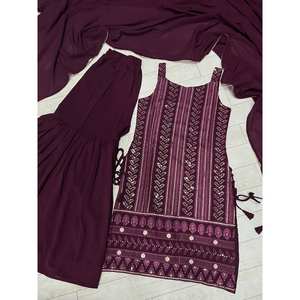 Conjunto Sharara de Algodón con Bordado de Hilo para Mujer y Dupatta con Trabajo Intrincado - Product Image 4