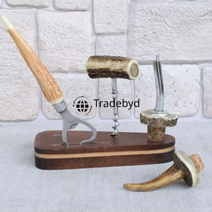 Abridor de Botellas de Lujo Hecho a Mano, Ecológico, Apto para Lavavajillas, de Cuerno y Aluminio, para Cocinas Rústicas y Bares, por Tradebyd - Product Image 2
