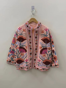 Chaqueta Bomber de Terciopelo Bordada a Mano, Unisex, 100% Algodón, con Patrón Floral Botánico Vibrante, Cierre de Cremallera - Product Image 1