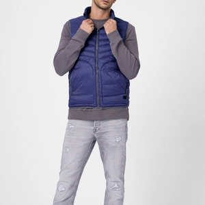 เสื้อกั๊กพัฟเฟอร์บุขนหนานุ่มสำหรับผู้ชาย สีน้ำเงิน คุณภาพสูง ดีไซน์ทันสมัย มีกระเป๋าข้าง ไซส์ใหญ่ เหมาะสำหรับกิจกรรมกลางแจ้ง - Product Image 4