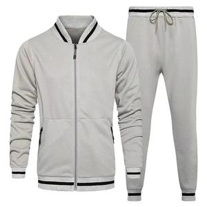 Pantalon de jogging gris en coton pour homme avec braguette zippée et poches latérales, coupe droite, design 2-en-1 à capuche pour l'été - Product Image 5