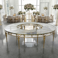 Tables de salle à manger rondes modernes en acier inoxydable de haute qualité pour la location événementielle (hôtels, fermes et salons)