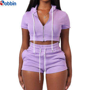 Ensembles pour femmes : Ensemble court 2 pièces assorti, comprenant un crop top zippé ajusté en coton et un short moulant - Product Image 3