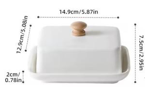 Elegante Mantequillera con Tapa de Madera y Perilla, Bandeja Profunda para Servir, Acabado Liso y Brillante, Almacenamiento de Mantequilla con Estilo para la Mesa de Cocina - Product Image 5