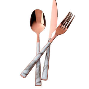 Ensemble de couverts en métal de luxe comprenant cuillère, fourchette et couteau pour les mariages, les événements de restauration, les hôtels et l'utilisation en cuisine moderne. - Product Image 3