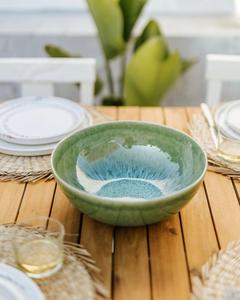 Bol de service en céramique moderne, finition lisse, glaçure Seafoam, silhouette large et profonde, qualité alimentaire, durable, pour une table élégante à la maison - Product Image 3