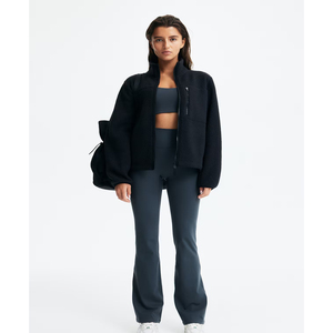 Chaqueta de invierno de forro polar Sherpa personalizada para mujer, estilo Teddy, extragrande, a la moda, cálida, gruesa, al por mayor, ropa urbana, marca Hip Hop - Product Image 6