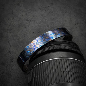 Bracelet manchette en Timascus noir, style Damas, style Viking, métal léger, largeur 9 mm, épaisseur 2-3 mm, cadeau tendance - Product Image 6