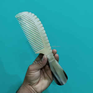 Premium Handmade Ox Horn <b>Hair</b> <b>Comb</b> Natural Anti-Static <b>Hair</b> Care <b>Comb</b> for Smooth Styling at Wholesale Price - Product Image 6