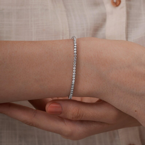 Bracelet tennis pour femme avec diamants de laboratoire 3.22CTW, taille brillant rond, diamants certifiés E-F VVS2, bijoux élégants pour usage quotidien - Product Image 3