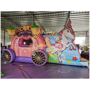 Castillos Inflables Personalizados, Combo de Carruajes de Princesa con Tobogán, Se Pueden Colocar en el Jardín o el Patio Trasero - Product Image 5