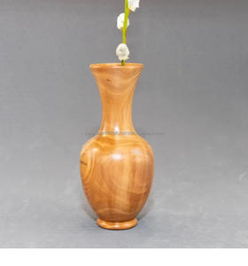 Petit vase en bois fait à la main en bois naturel couleur polie Technique pour la maison décorative cadeau Style artisanat boîte - Product Image 3