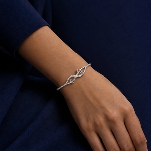 Bracelet élégant en argent 925 avec diamant taille cœur, plaqué argent, bijoux de luxe pour femme, à porter au quotidien, Jaura Jewels BG3 Catholicisme - Product Image 4