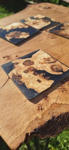 Sous-verres et sets de table décoratifs en bois et résine, personnalisables, réutilisables, modernes et écologiques pour la maison, l'hôtel et les restaurants - Product Image 4