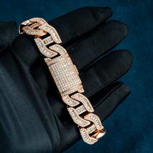 Bracelet de luxe en or rose serti de diamants, maille cubaine, pour homme, style hip-hop, entièrement pavé, bijou statement, cadeau - Product Image 1