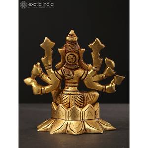 Escultura de latón Varahi de diosa pequeña de ocho brazos hecha a mano de 4 pulgadas para decoración del hogar y Templo hecho en La India - Product Image 4