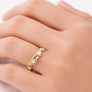 Anillo de Oro Amarillo Sólido de 14K y 18K con Diamante de Laboratorio Redondo, Diseño Floral Art Deco, Anillo de Compromiso Minimalista - Product Image 6