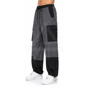 Pantalones Parachute Relajados para Hombre con Cintura Ajustable, Corte de Pierna Ancha, Bolsillos Funcionales y Estilo Urbano Moderno - Product Image 4