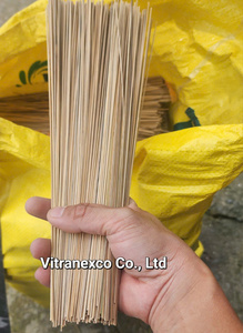 El palo de bambú ligero ofrece una solución sostenible y rentable para la utilidad diaria y fines industriales - Product Image 3