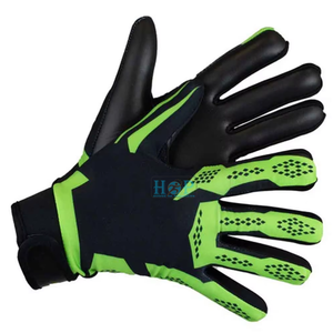 Gants de football gaélique haut de gamme pour hommes avec maintien sécurisé du poignet, paume à adhérence améliorée, design léger et respirant pour les jours de match - Product Image 1
