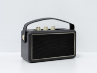 Enceinte sans fil M600 style cuir vintage, boombox rétro avec bouton rotatif et poignée, idéale pour le camping en extérieur, vente en gros, cadeau