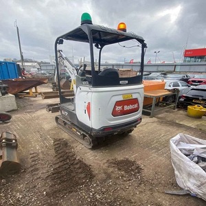 Miniexcavadora profesional Bobcat E17 diseñada para excavaciones precisas, apertura de zanjas, paisajismo, trabajos de cimentación y excavación compacta. - Product Image 6