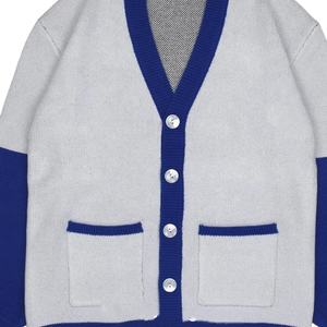 Cardigan en acrylique doux brodé du logo de la sororité ZPB, idéal pour les fraternités universitaires, les collèges et les écoles – Fabrication OEM/ODM - Product Image 4