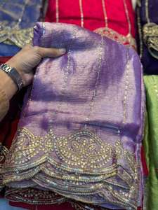 Sari de soirée en satin de soie pour femme Fendy, magnifique broderie de sequins, anti-humidité, infroissable, bordure contrastante, fabriqué sur mesure - Product Image 5