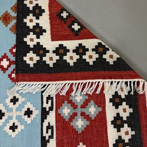 Tapis artisanal en laine écologique à poils ras, motif abstrait, multicolore, pour salon et décoration intérieure - Product Image 4