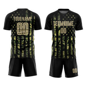 Uniformes de football personnalisés en tissu pour adultes 2026, tailles sur mesure, impression par transfert thermique, vente en gros - Product Image 1