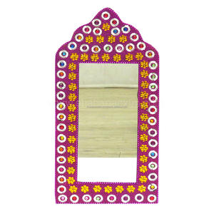 Miroirs muraux décoratifs pour salon avec bordure perlée, miroirs muraux de haute qualité pour la décoration de la maison, miroirs suspendus pour la chambre à coucher - Product Image 1